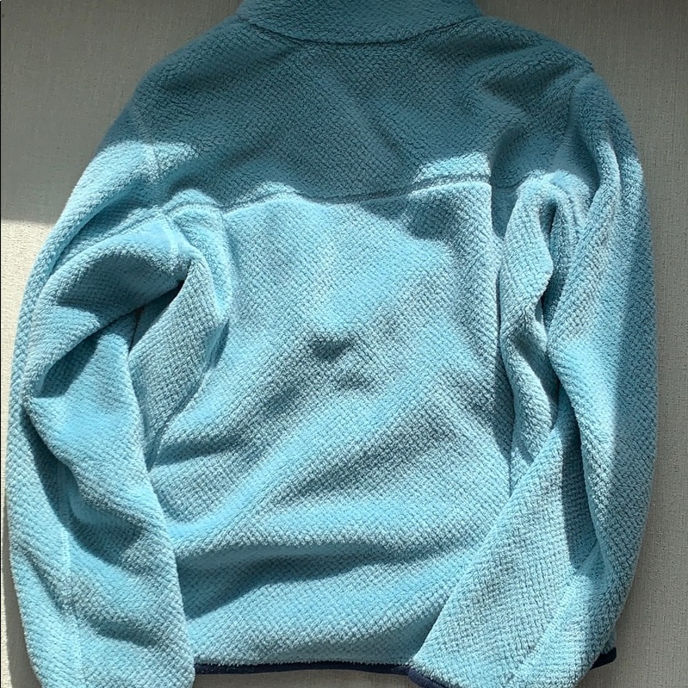 patagonia quarter zip - Picture 3 of 3